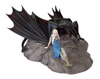Cover image for Game of Thrones: Daenerys and Drogon Statuette