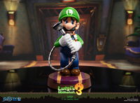 Cover image for Luigi's Mansion 3 – Luigi 9" PVC Statue