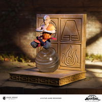 Cover image for Avatar: The Last Airbender Bookend--Avatar Aang (Dark Horse Direct)