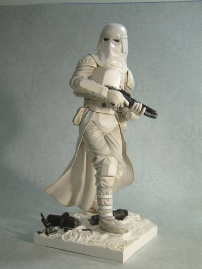 Cover for Kotobukiya Snowtrooper Soft Vinyl Model Kit (13-437)