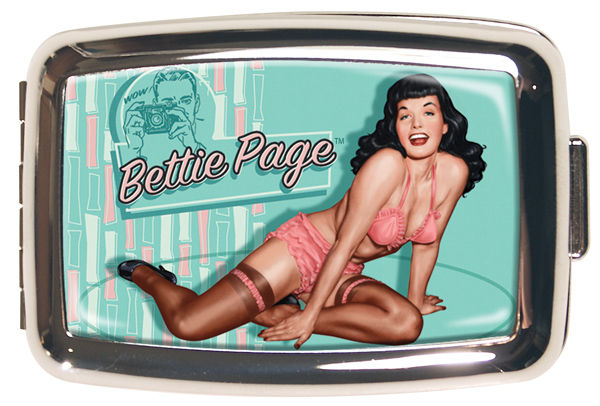 Cover for Retro-A-Go-Go Bettie Page Aquamarine Pill Box (18-974)
