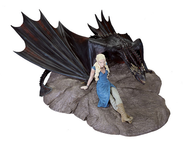 Cover for Game of Thrones: Daenerys and Drogon Statuette (28-574)
