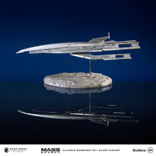 Cover for Mass Effect Alliance Normandy SR-1 Ship Replica Silver Variant (Dark Horse Direct) (3009-250)