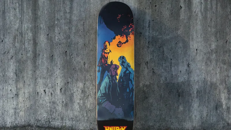 HBY_SKATE_DECK_HELLBOY_LIZ_ABE_DSP_03_1080