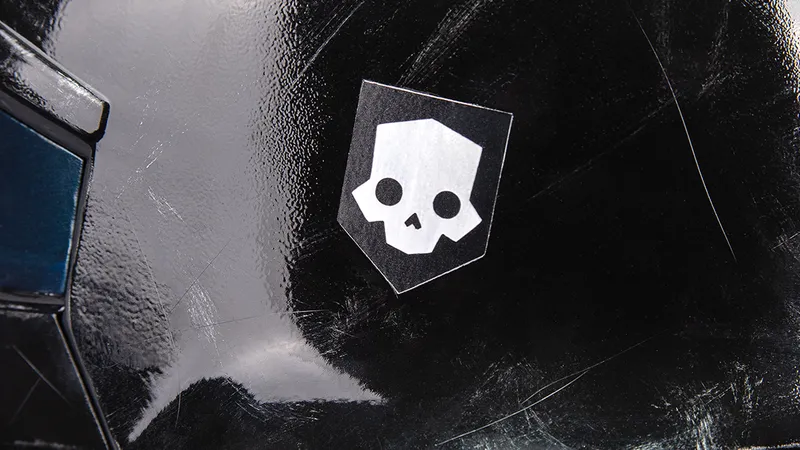Helldivers 2 Tactical Helmet B-22 Model Citizen 1:1 Wearable focus on side helmet decal Helldivers 2 Tactical Helmet B-22 Model Citizen 1:1 Wearable focus on side helmet decal