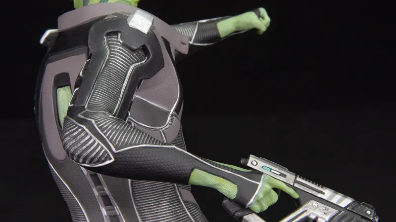 Mass Effect Thane Figure Image 5