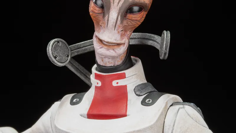 Mass Effect Mordin Figure 5