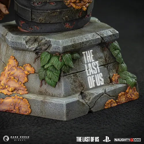 Dark Horse Direct introduces more The Last of Us collectibles with The Clicker Bust :: Dark Horse Comics Dark Horse Direct introduces more The Last of Us collectibles with The Clicker Bust :: Dark Horse Comics