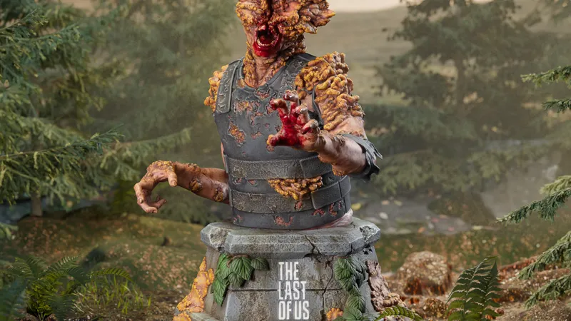 TLOU Clicker Bust Image 9