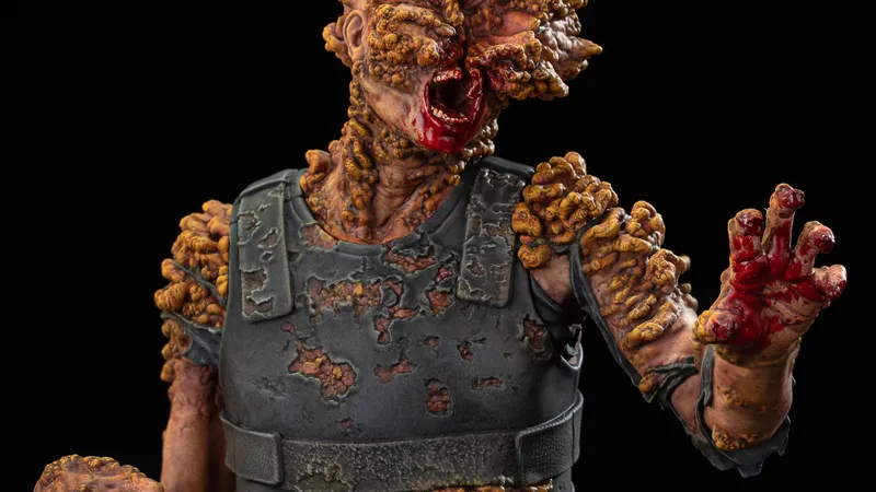 TLOU Clicker Bust Image 5