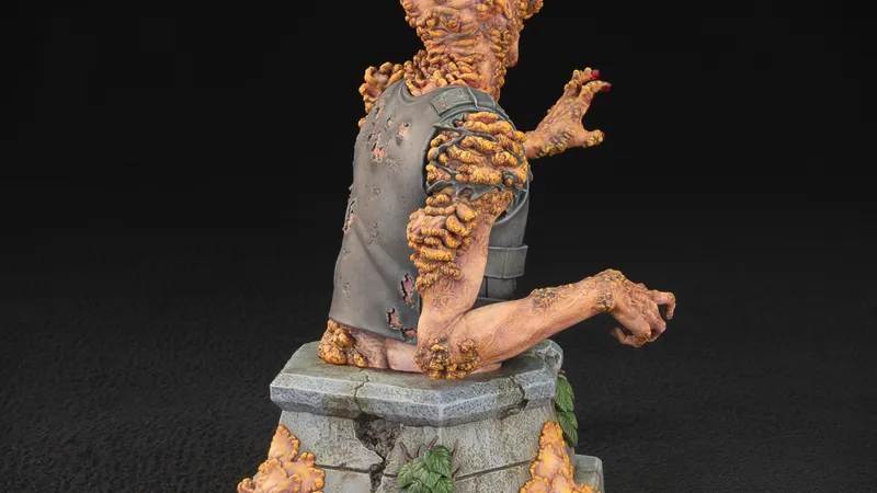 Rear Facing Clicker Bust